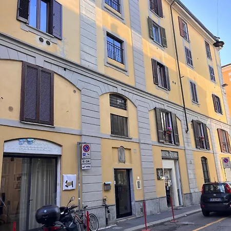 Apartment Boutique Loft In Milan's Fashion District - Ac & Prime Location Milan